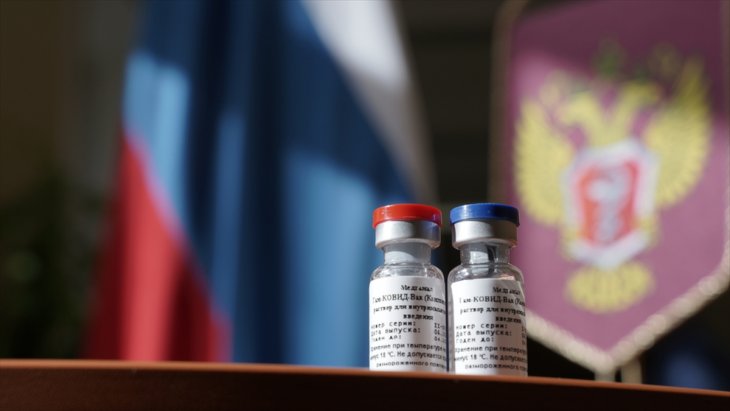 Putin: İlk kez yeni tip koronavirüs aşısı tescil edildi