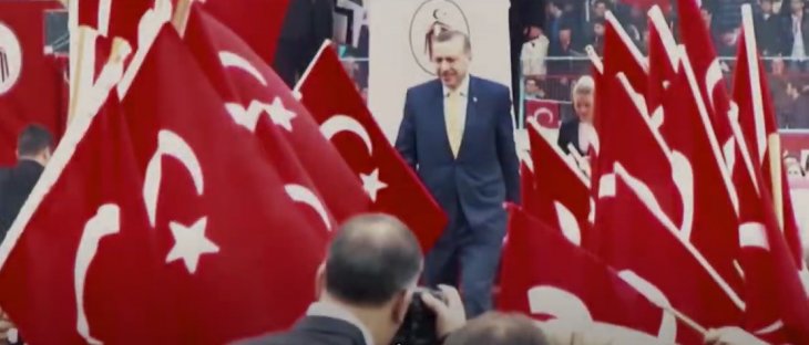 İşte AK Parti'nin 19. yıl şarkısı: ''İnandığın yolda yürü''