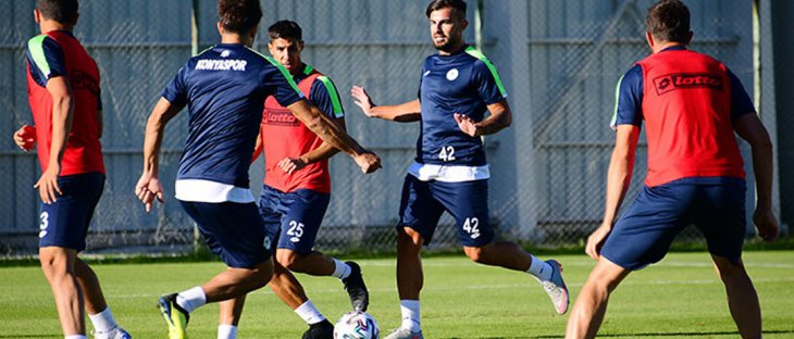 Konyaspor 2 eksikle çalıştı