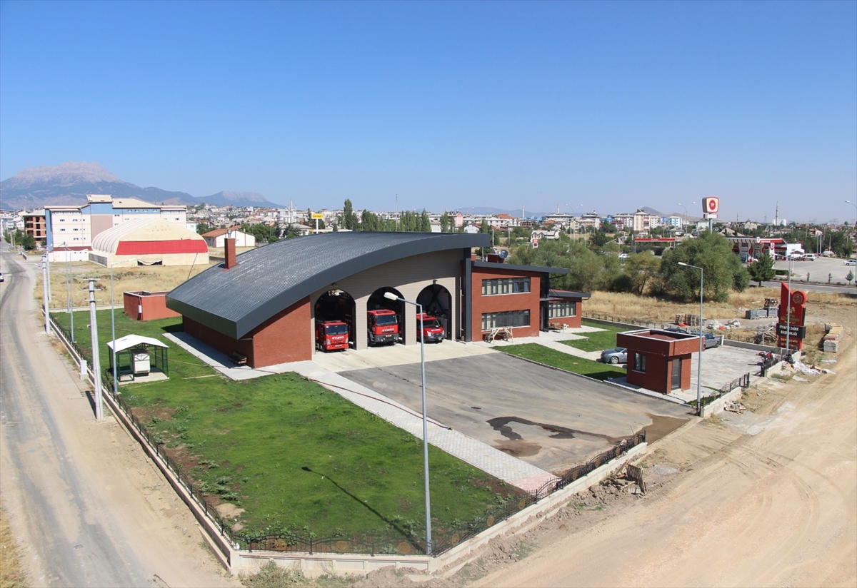 Seydişehir merkez itfaiye istasyonu, yeni hizmet binasına taşındı