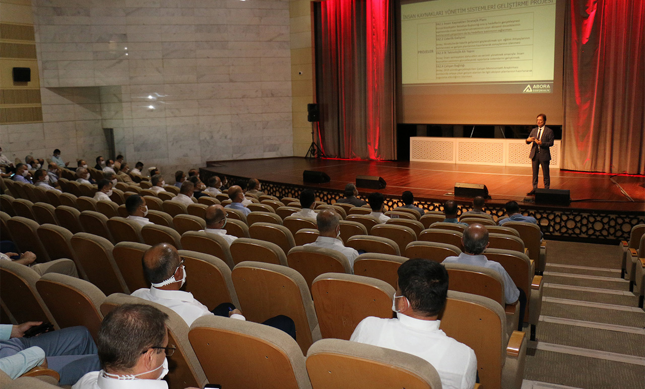 Konya Büyükşehir’den yeni insan kaynakları stratejik planı