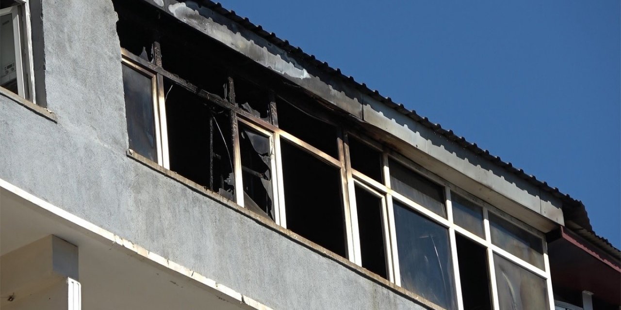 İkiz kardeşlerin feci ölümü! Teras katında çıkan yangında can verdiler
