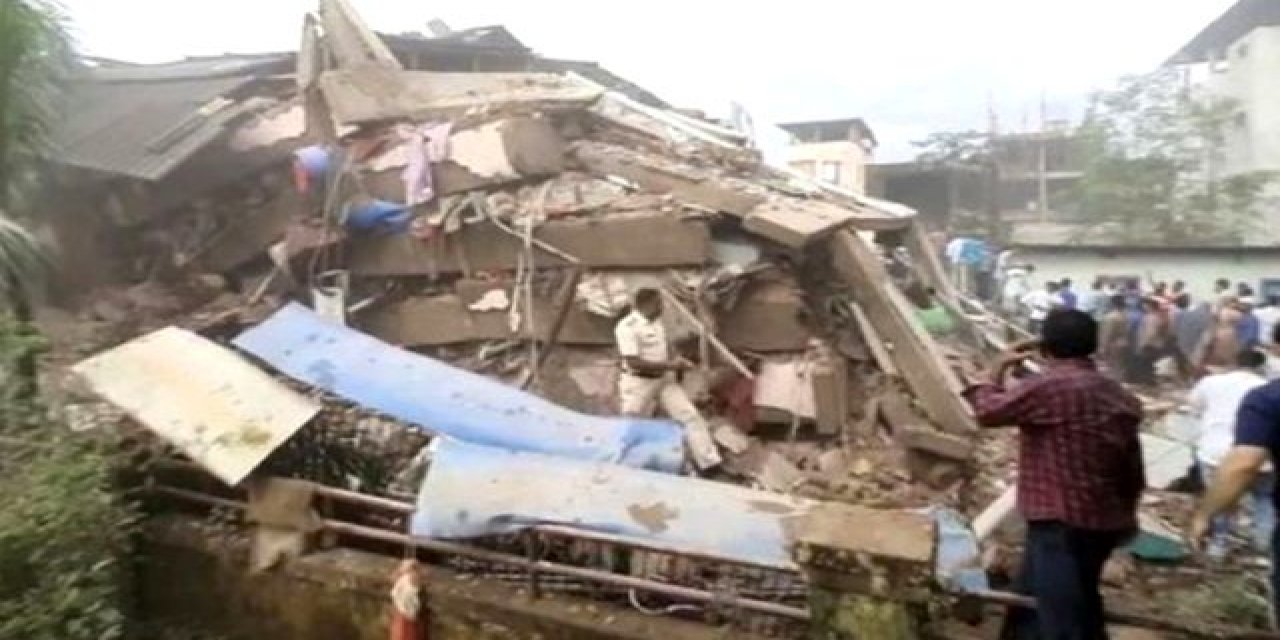 Son dakika: Hindistan'da bina çöktü: En az 90 kişi enkaz altında olabilir