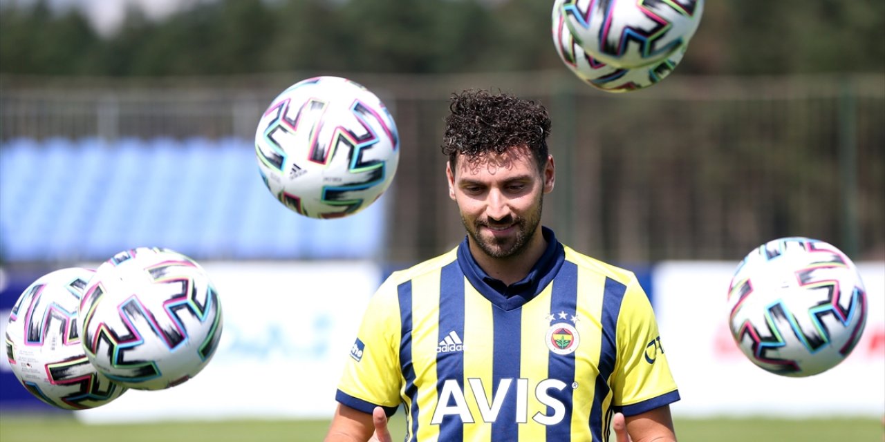 Fenerbahçe'nin yeni transferi Sinan Gümüş: "Şampiyonluğa çok inanıyorum"