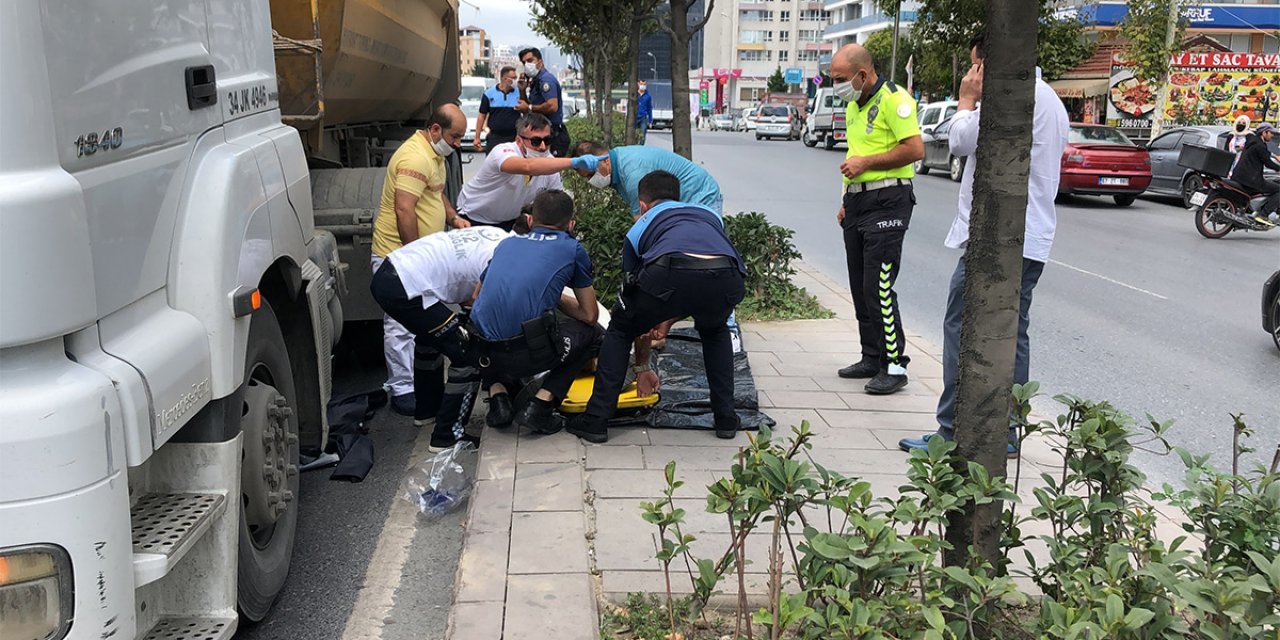 Feci kaza! Hafriyat kamyonunun çarptığı yaşlı adam hayatını kaybetti