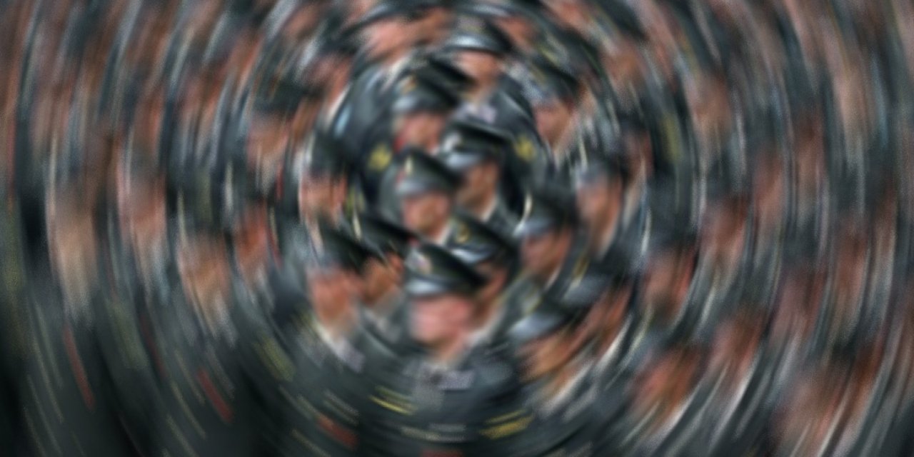 FETÖ'yle mücadele kapsamında TSK'dan uzaklaştırılan asker sayısı açıklandı