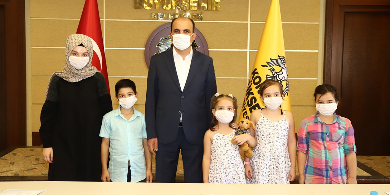 Genç KOMEK Çevrimiçi Yaz Okulu’nda yaklaşık 10 bin öğrenciye sürpriz hediye