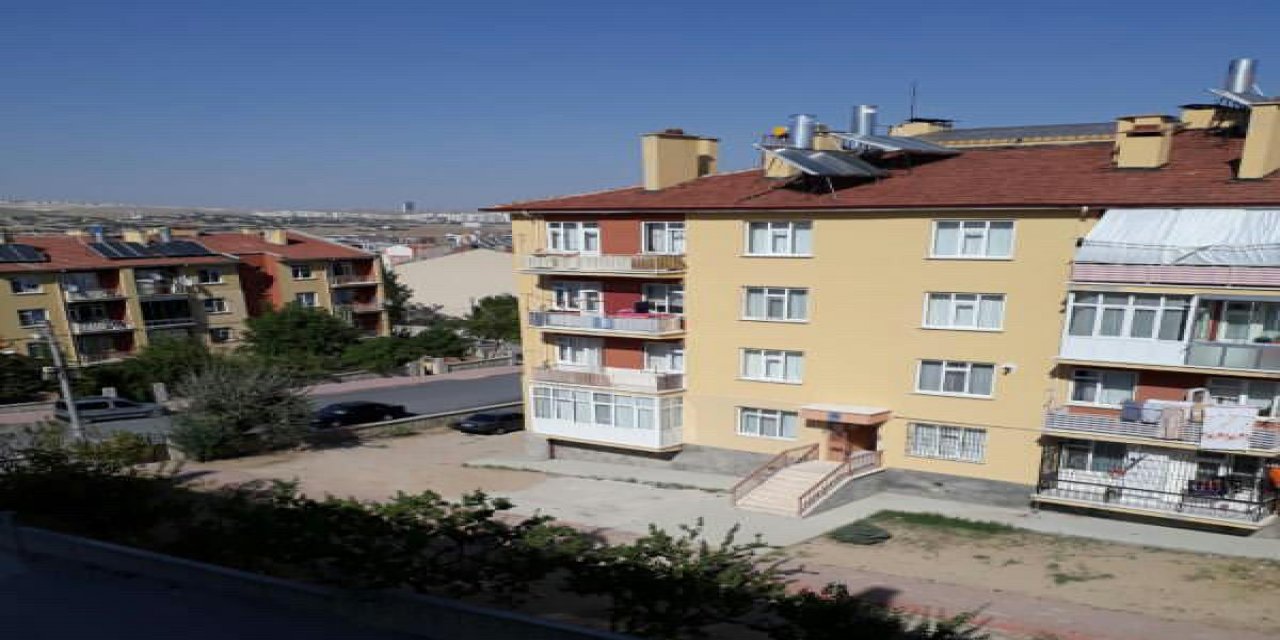 Konya’da gün yapan kadınlardan birinde korona çıktı, 68 daireli site karantinaya alındı