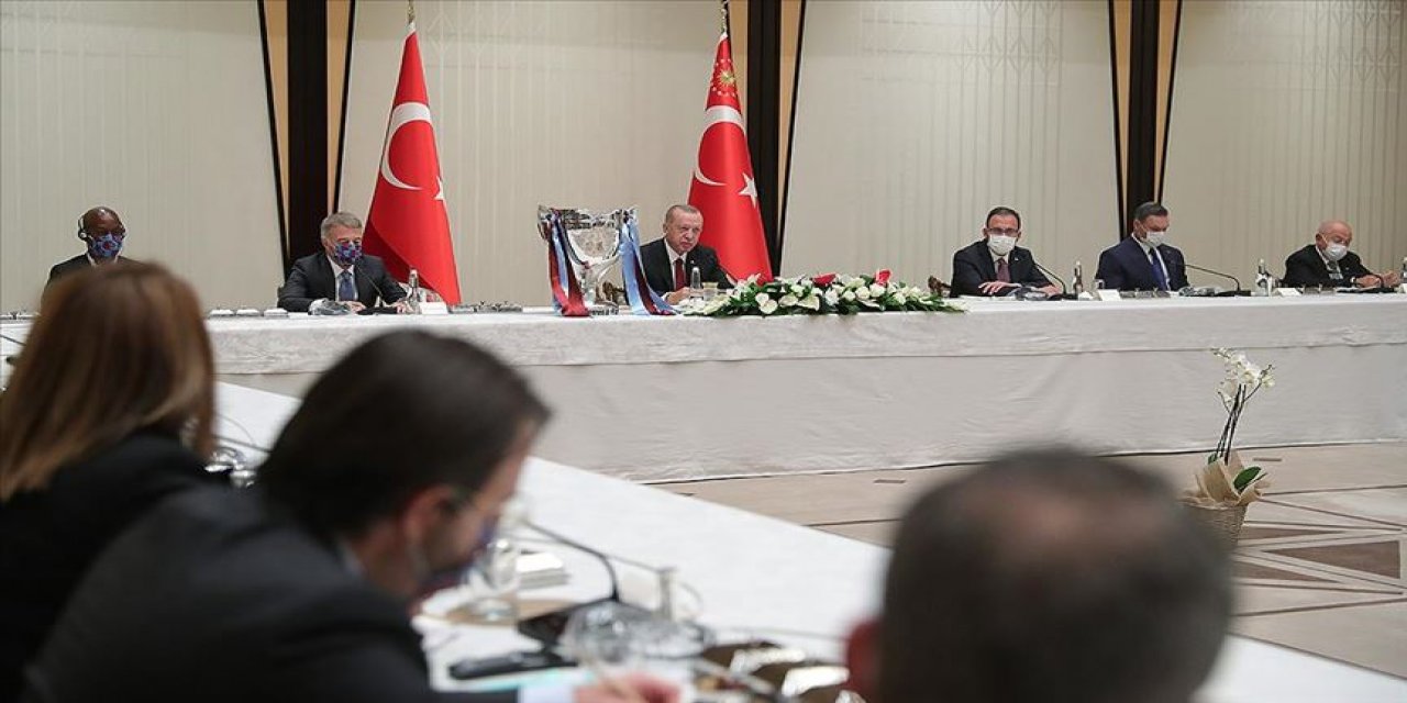 Cumhurbaşkanı Erdoğan Trabzonspor'u kabul etti