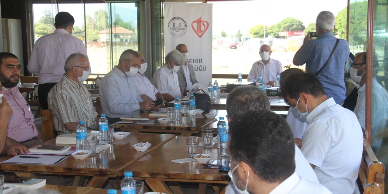 Kur'an Kurslarında yeni dönem nasıl olacak? Konya'daki müftüler toplantısında görüşüldü