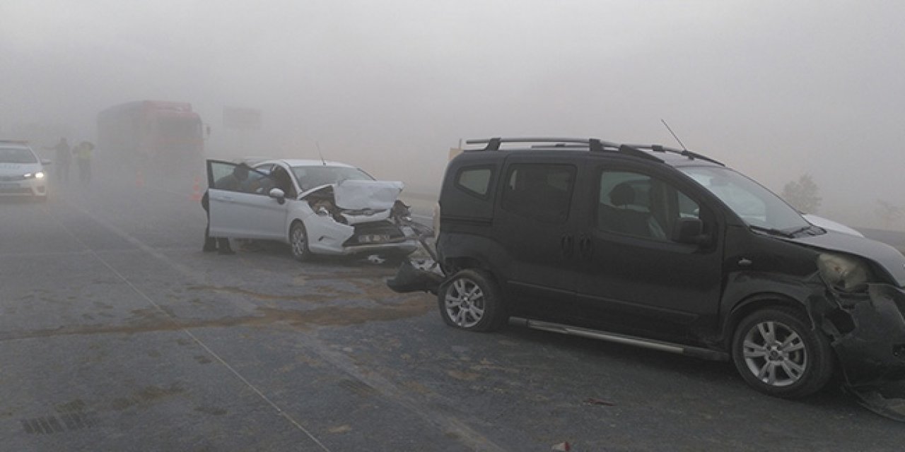 Son Dakika: Kum fırtınası nedeniyle Konya – Aksaray kara yolu kapatıldı