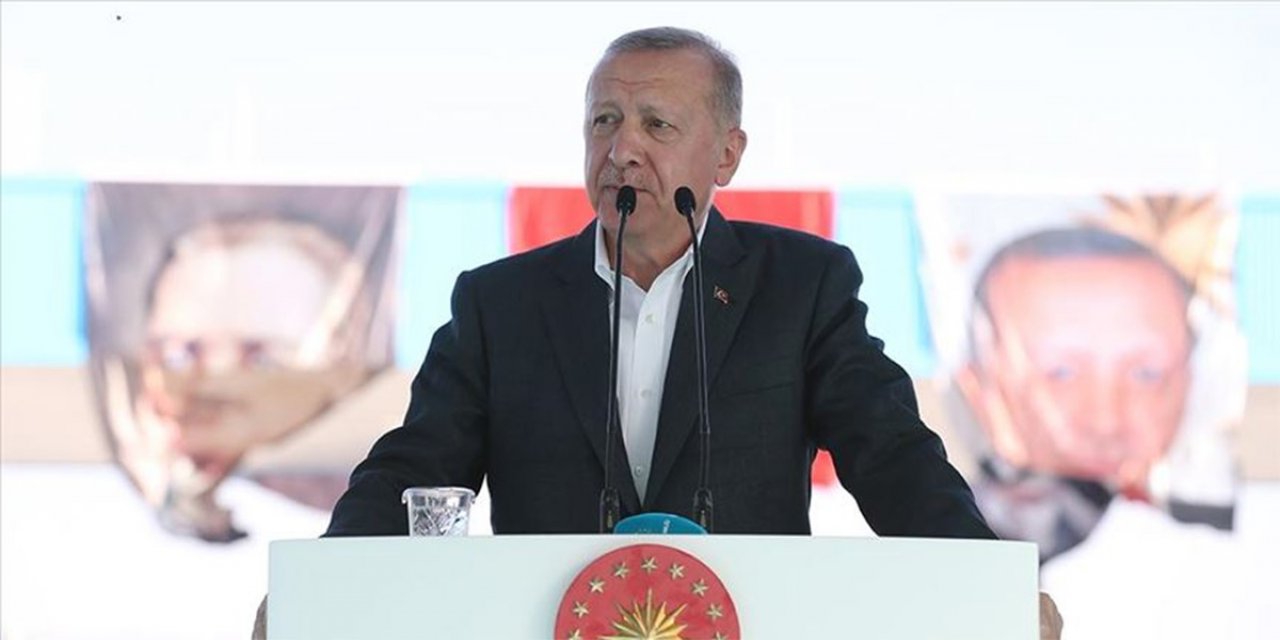 Cumhurbaşkanı Erdoğan: Türkiye'yi rotasından çıkarmaya çalışanlar hüsrana uğrayacaklardır