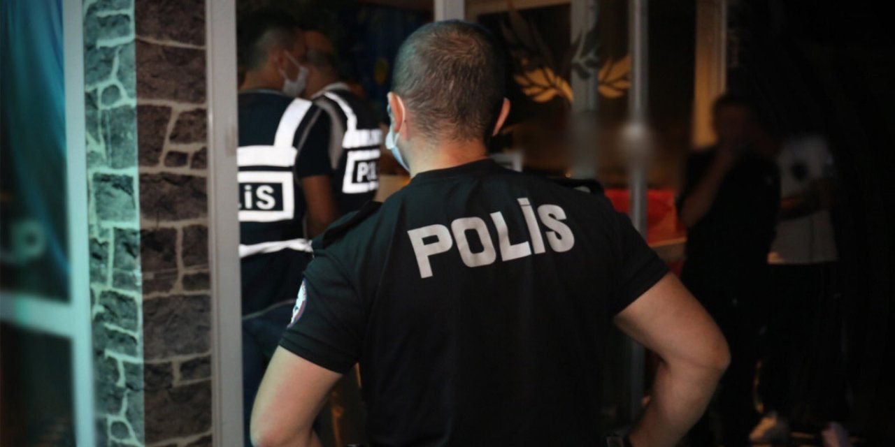 Konya'da Kovid-19 denetimi yapılan iş yerindeki 35 kişiye 'sosyal mesafe' cezası