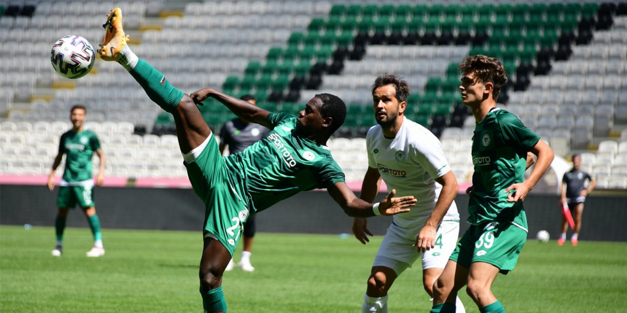 Konyaspor'dan Büyükşehir Belediye Stadyumunda antrenman maçı