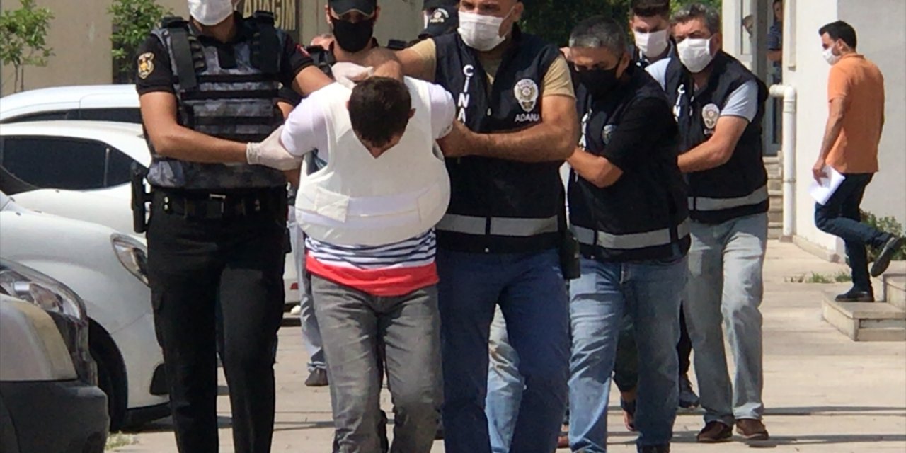 Kanlı kavganın zanlıları çelik yelekle adliyeye götürüldü