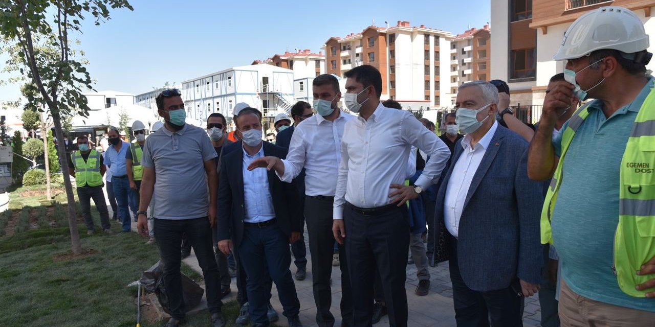 Bakan Kurum Elazığ'da