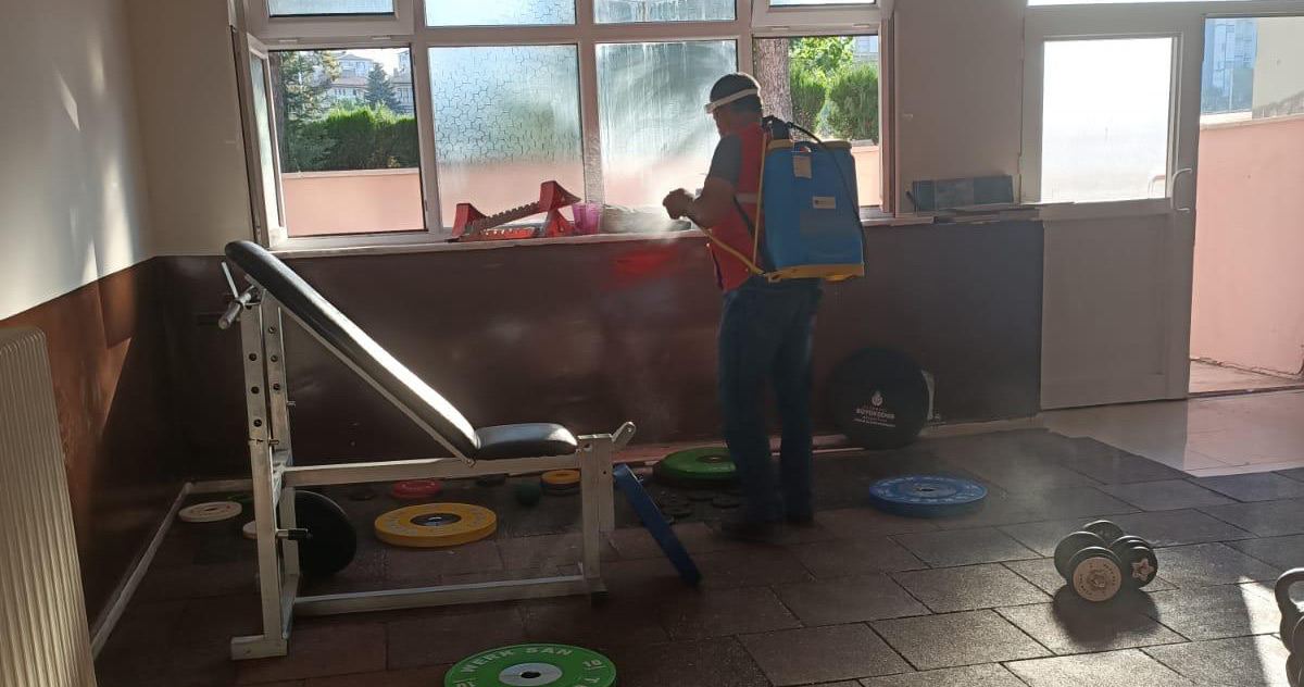 Spor il müdürü ile 9 mesai arkadaşının koronavirüs test sonucu pozitif çıktı