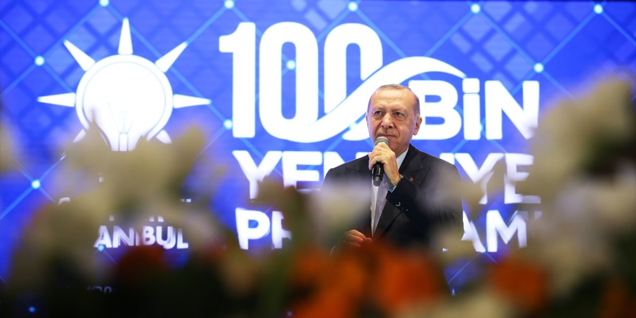 Cumhurbaşkanı Erdoğan: Macron senin zaten süren az kaldı. Gidicisin