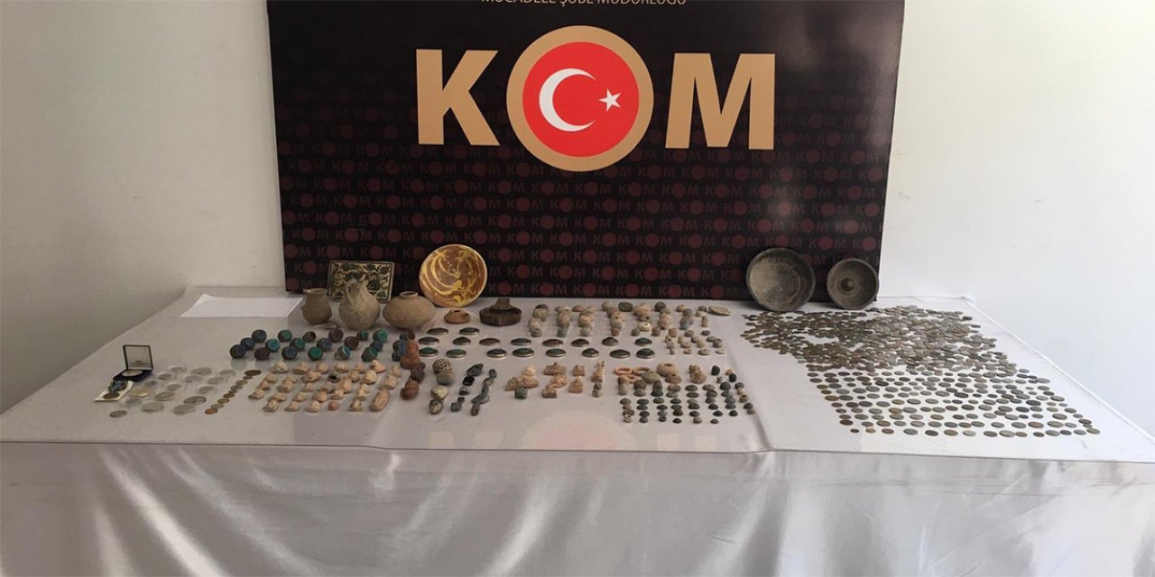 Konya'da tarihi eser operasyonu! 181 adet bulundu