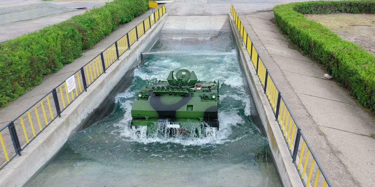 İnsansız, hibrit zırhlı muharebe araç sürprizi