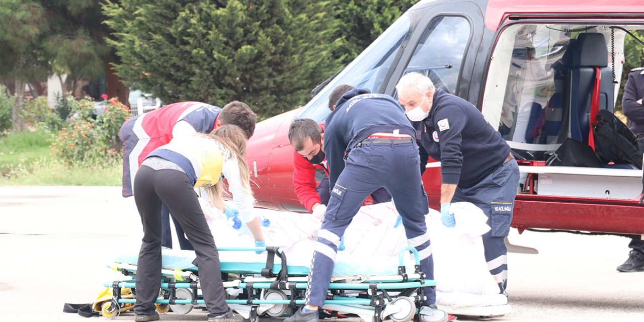 Konya’da üzerine benzin döküp ateşe veren genç helikopterle Kocaeli’ne sevk edildi