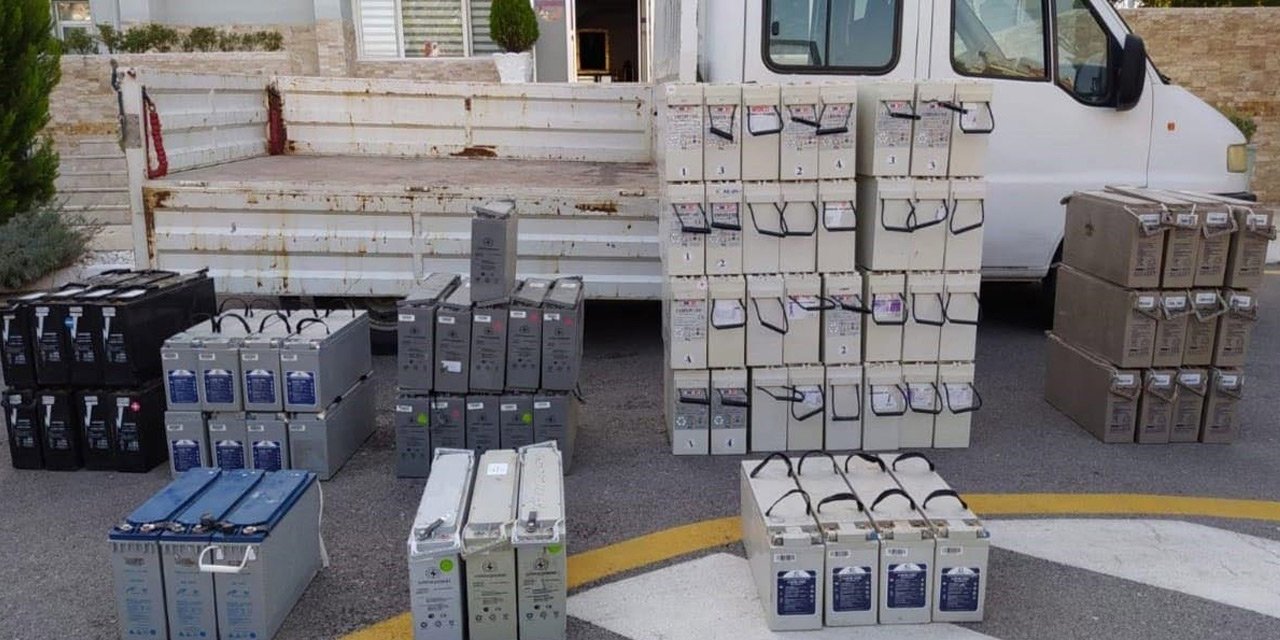 81 olay aydınlatıldı! Baz istasyonlarından akü çalan şüpheliler Konya'da yakalandı