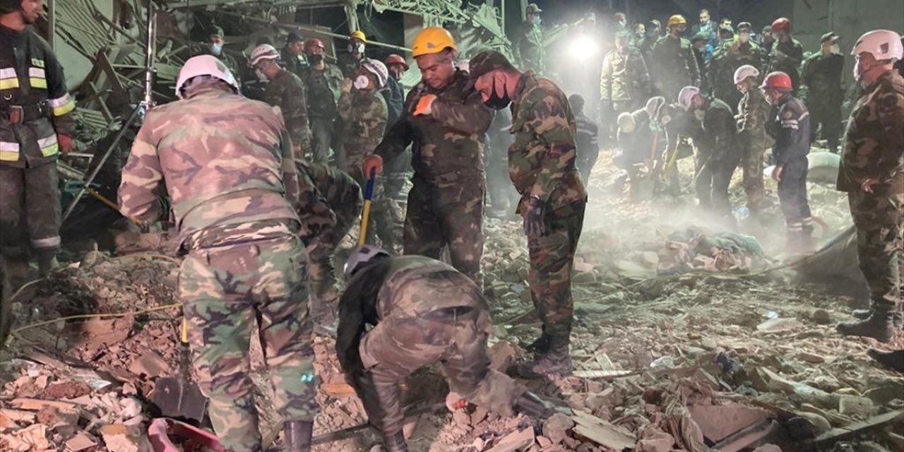 Gence'ye düzenlenen hain saldırıda hayatını kaybeden sivillerin sayısı 13'e yükseldi