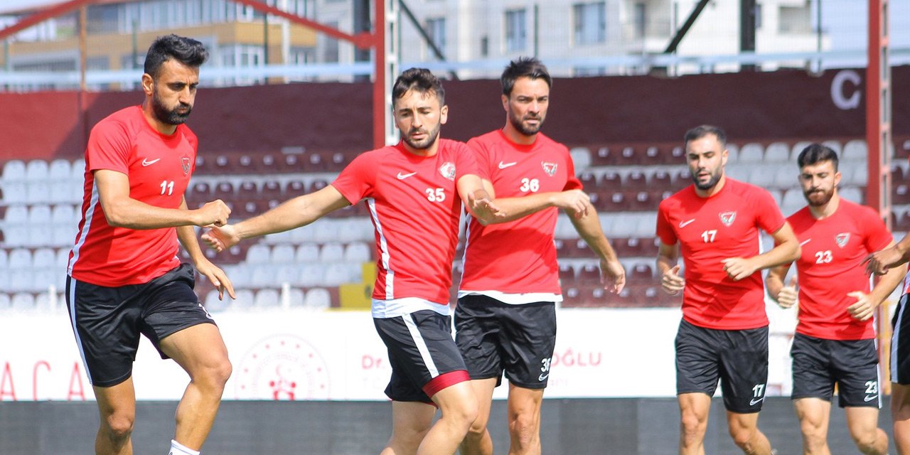 Hatayspor'da 5 futbolcunun Kovid-19 testi negatife döndü