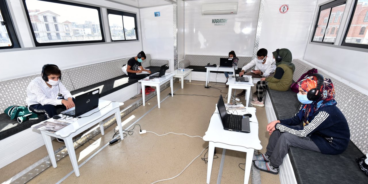 Karatay'da 'Mobil EBA Destek Noktası' projesi hayata geçti