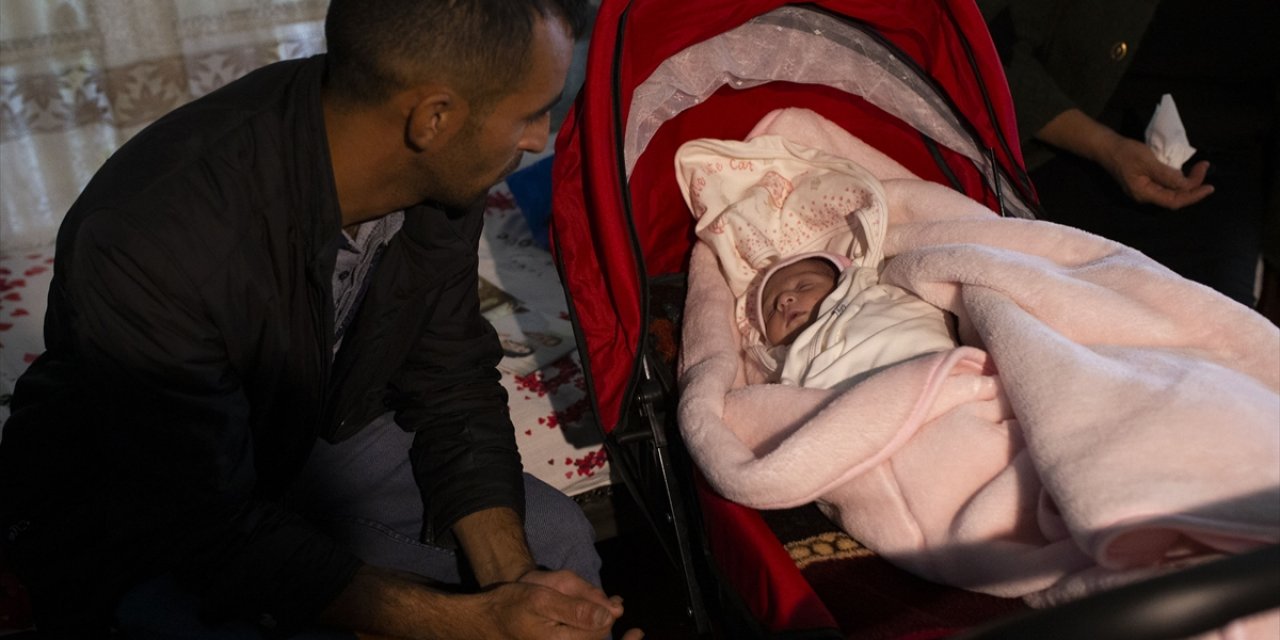 Ermenistan saldırısı 22 günlük bebeği öksüz bıraktı