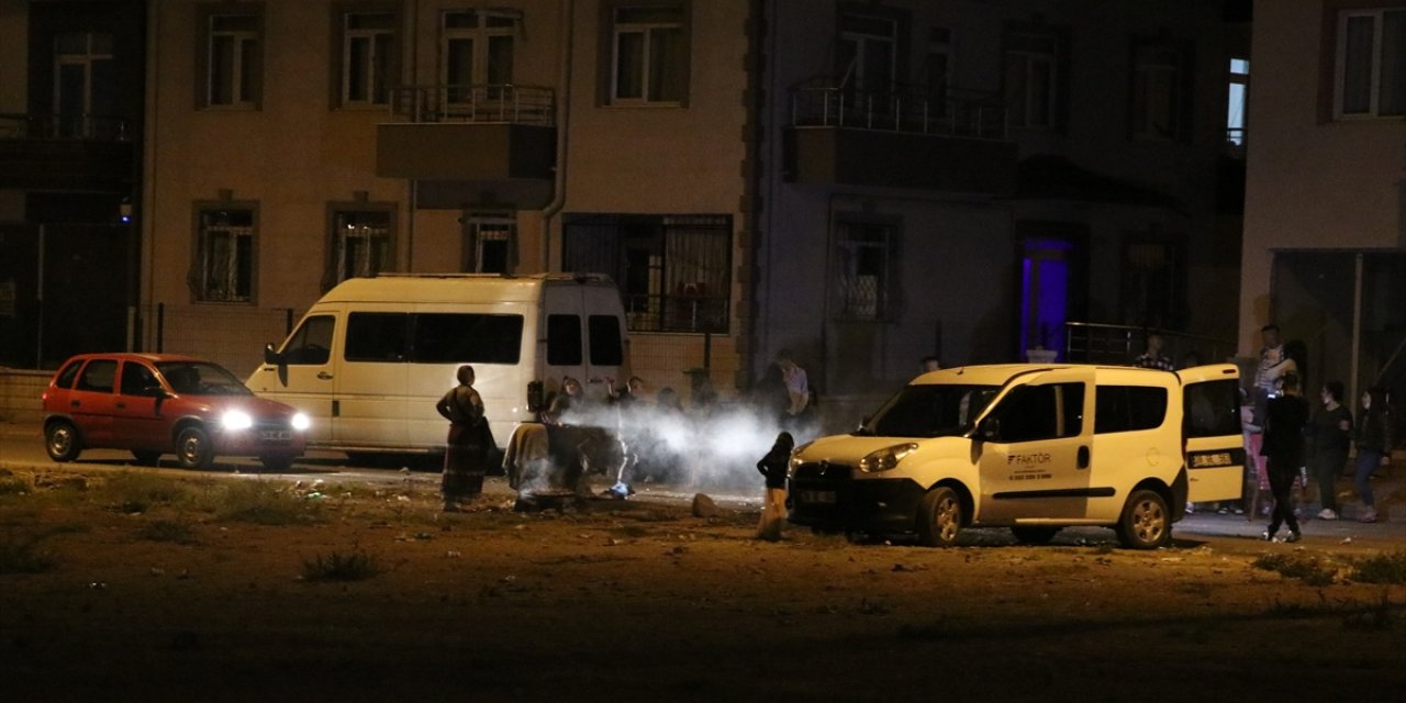 Kovid-19 tedbirlerine uyulmayan düğünü polis sonlandırdı