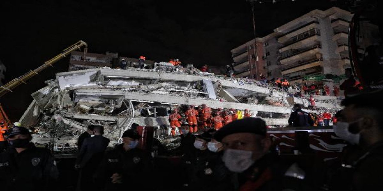 Bir müjdeli haber daha! 33 saat sonra enkazdan yaralı kurtarıldı