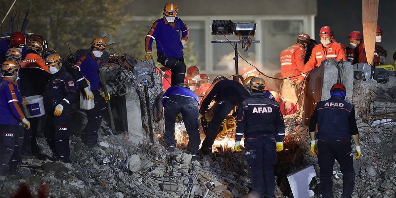 İzmir depreminde ölü sayısı 107'ye yükseldi