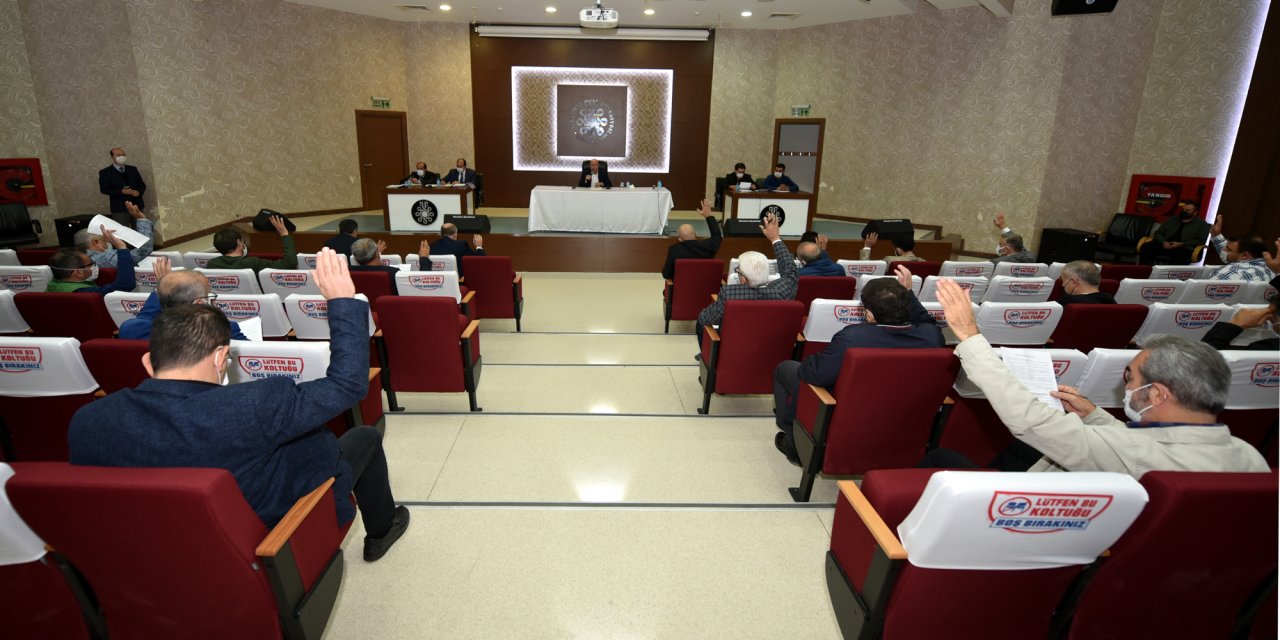 Başkan Pekyatırmacı: Kalbimiz İzmirli vatandaşlarımızla birlikte atıyor