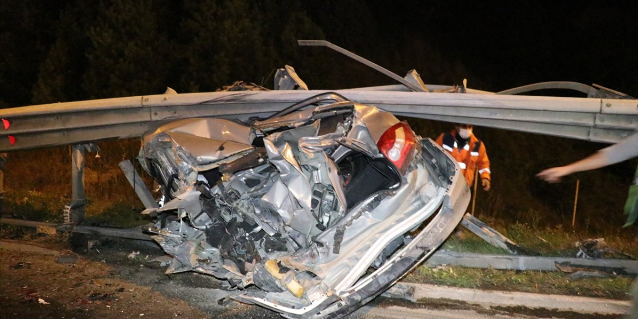 4 kişilik aile bu arabadan sağ çıktı