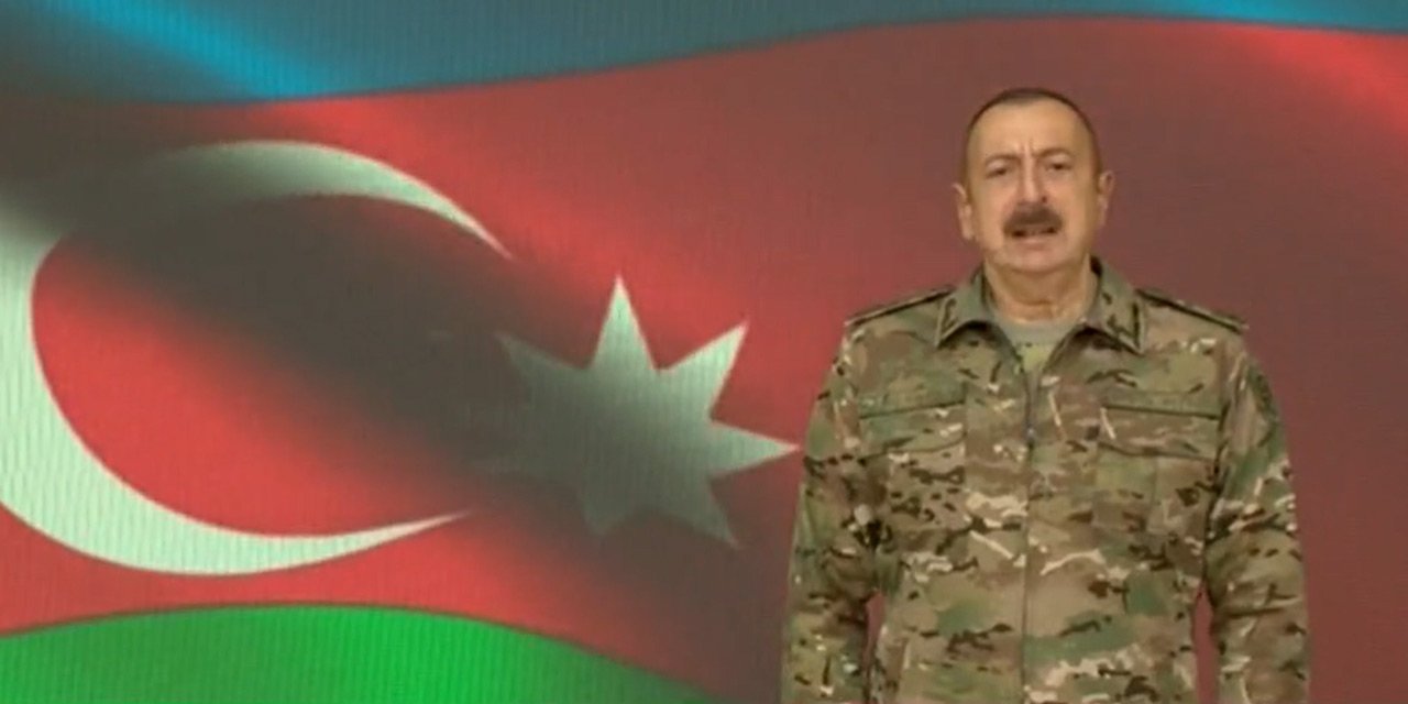 Aliyev duyurdu: Azerbaycan bayrağı kritik öneme sahip Şuşa'da dalgalanıyor