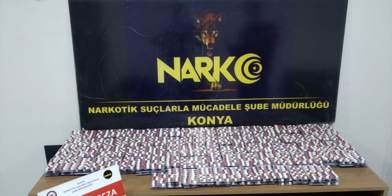 Konya'da uyuşturucu ele geçirilen otomobilin sürücüsü gözaltına alındı