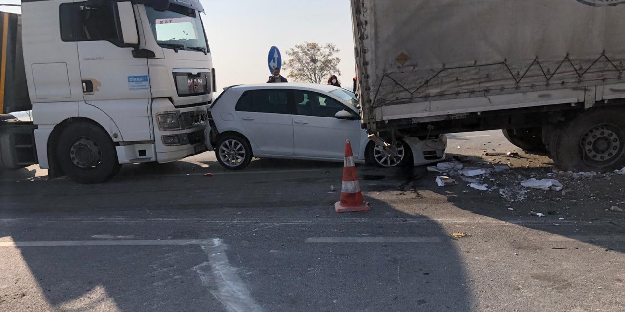 Konya'da sis zincirleme kazalara yol açtı: 4 yaralı