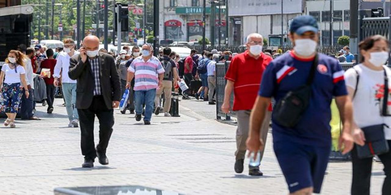 Koronavirüs aşısı sonrası hayat normale dönecek mi? Araştırma acı gerçeği ortaya koydu