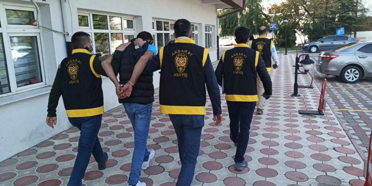 Barışmak için görüştüğü eski sevgilisini öldürdü