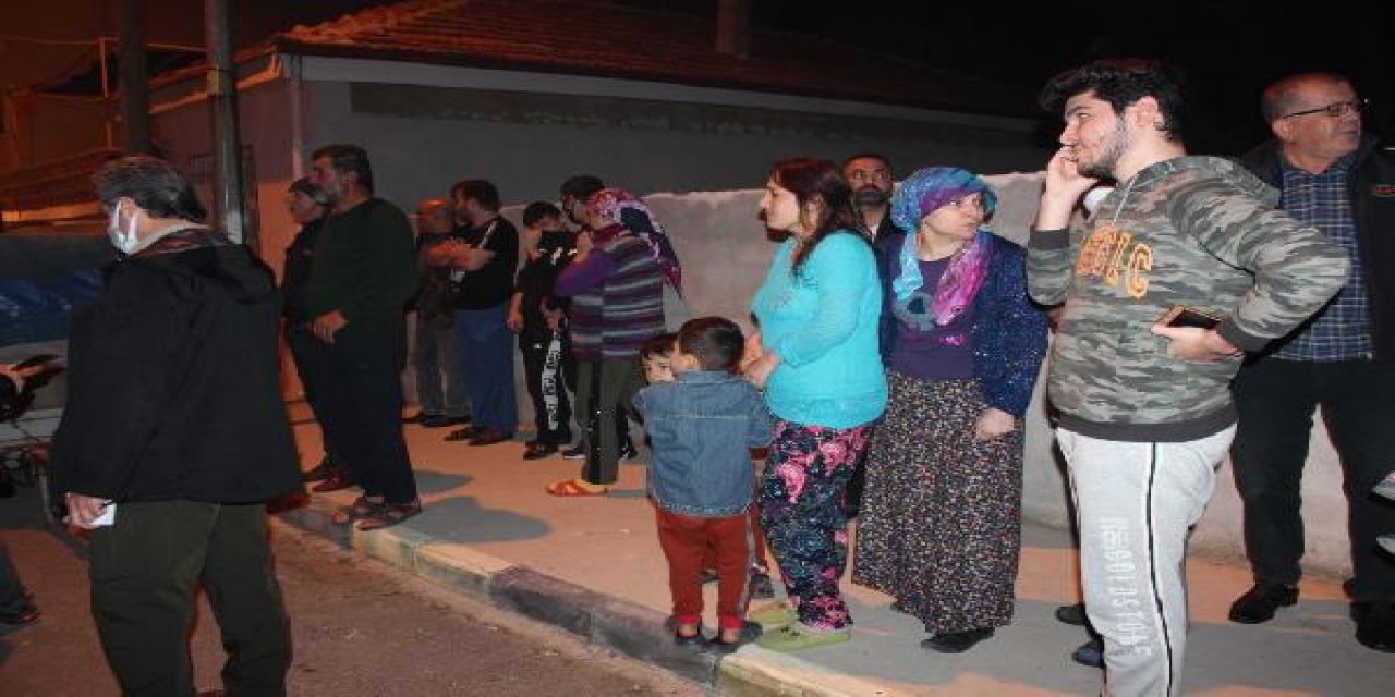 2 çocuklu ailenin 3 gün önce taşındığı ev yandı, eşyalar kül oldu