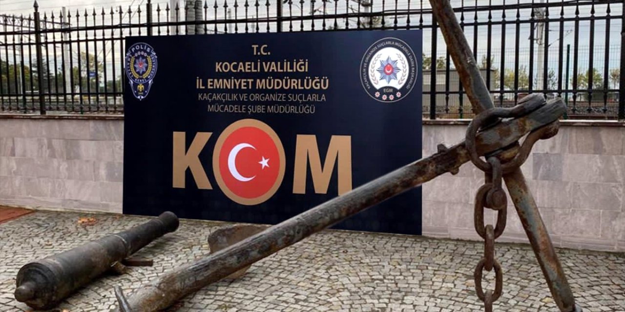 Hurdacıdan tarihi gemi çapası ve top çıktı