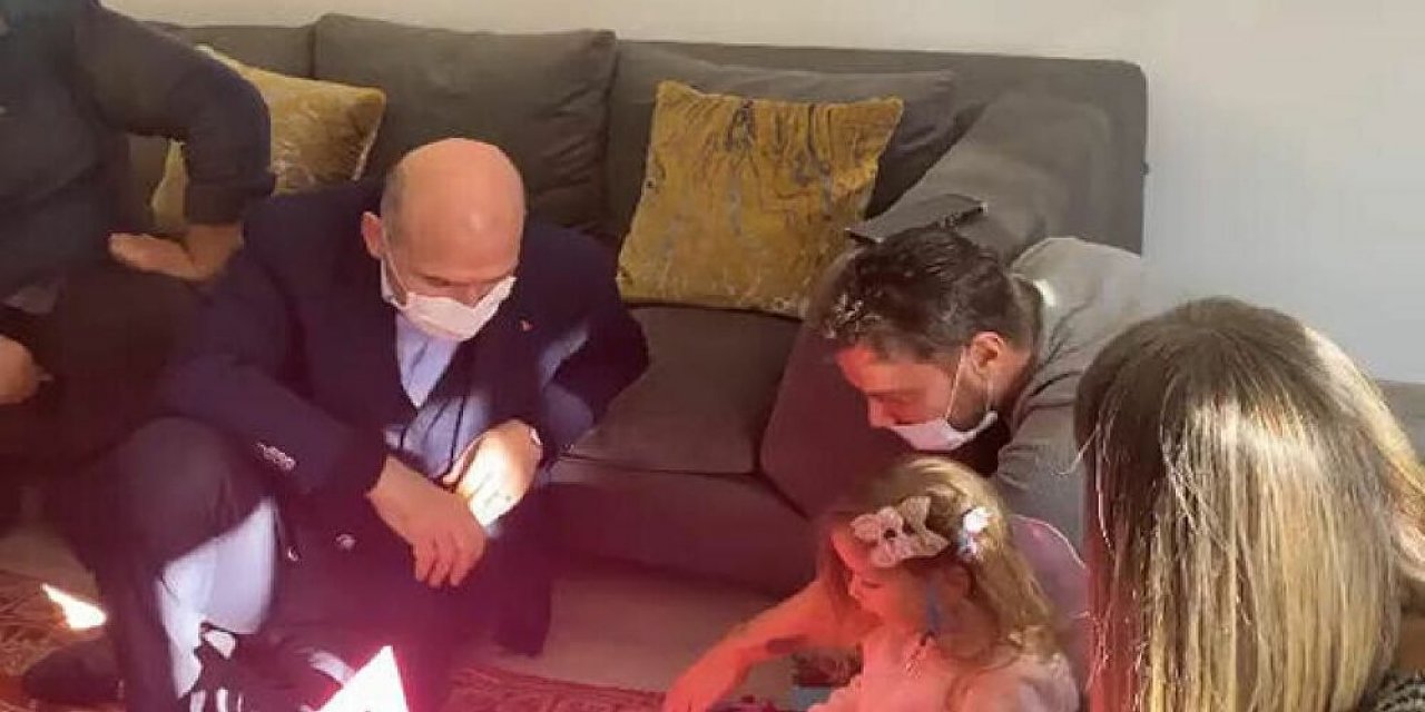 Bakan Soylu İzmir'de! Enkazdan 91 saat sonra kurtarılan Ayda'yı ziyaret etti