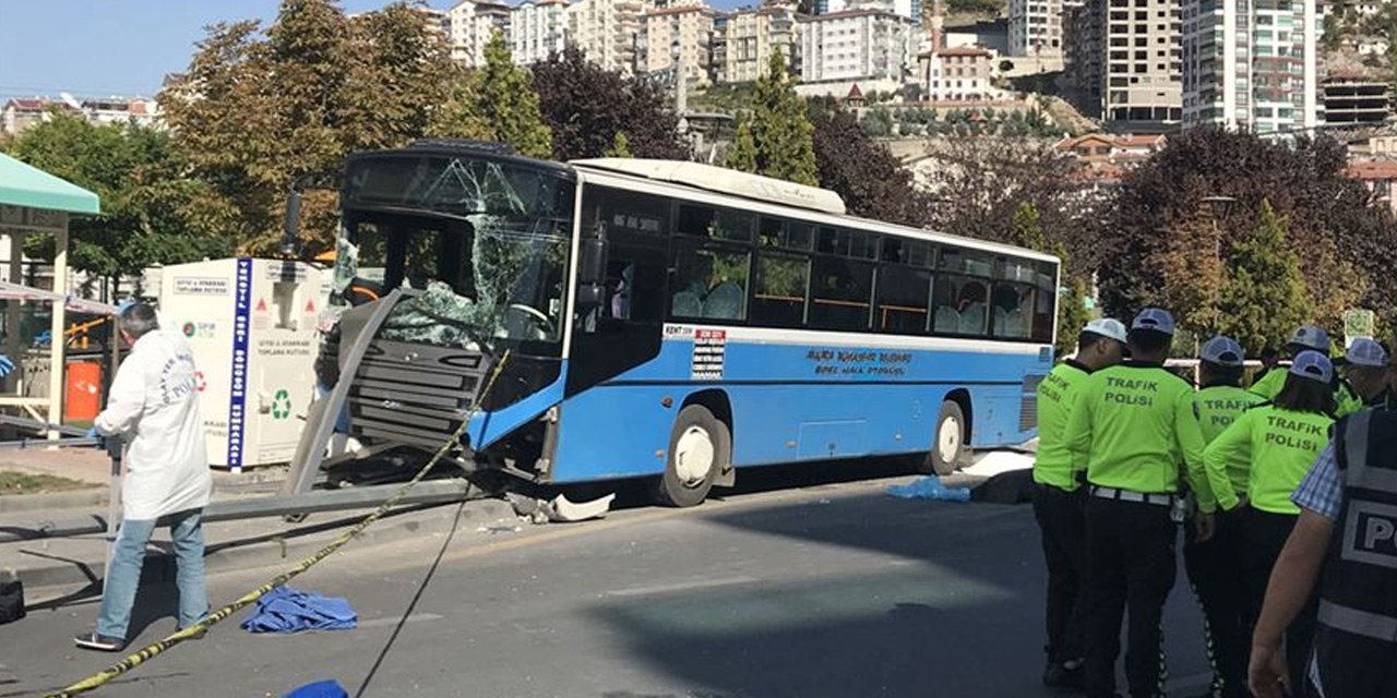 Durakta bekleyen 4 kişinin ölümüne neden otobüs sürücüsünün cezası belli oldu