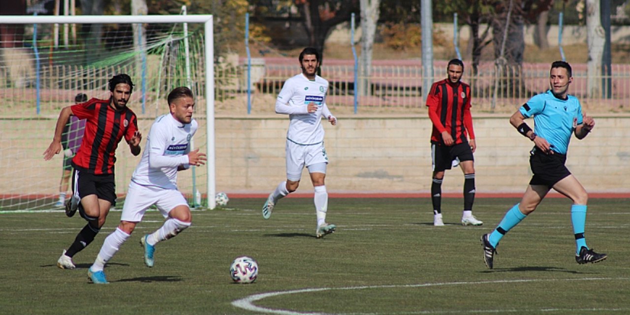 1922 Konyaspor, deplasmandaki 5-0'lık galibiyetin ardından sahasında yenildi