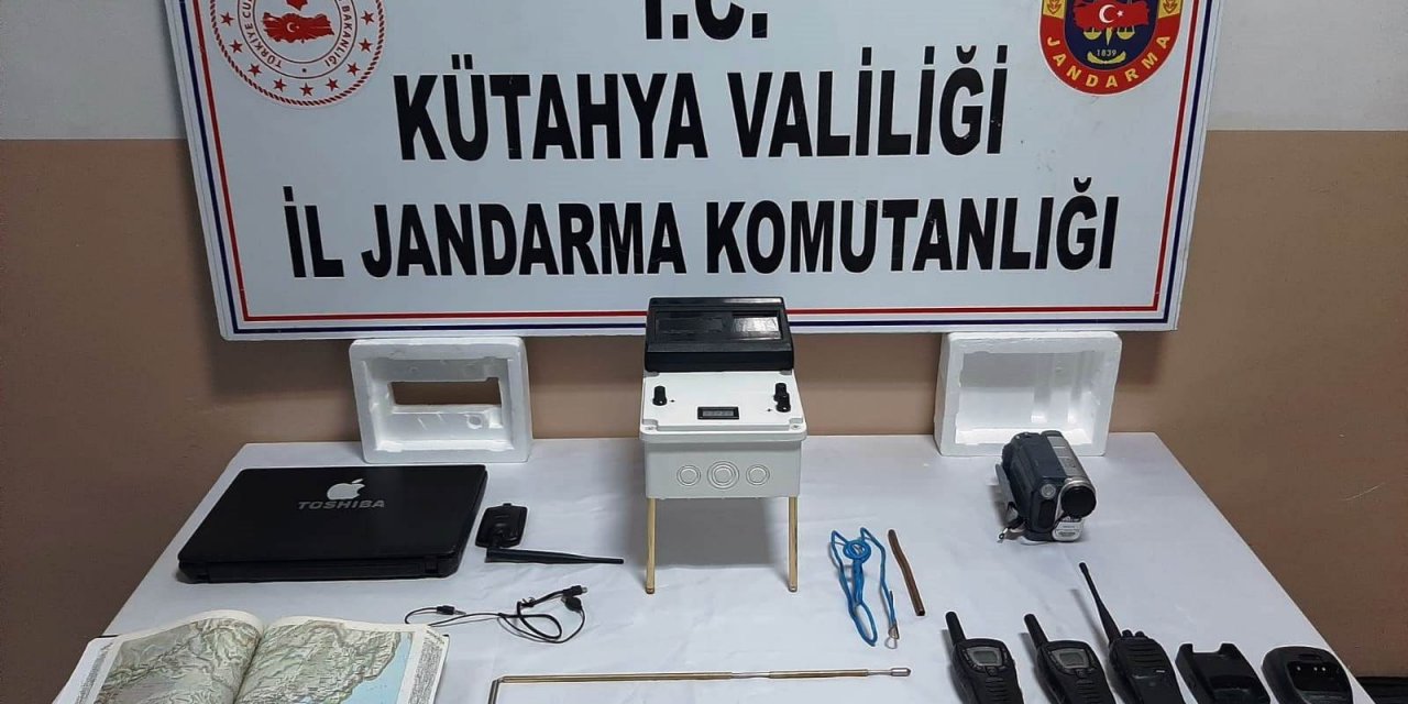 Define ararken suçüstü yakalanan 10 kişinin meslekleri şoke etti