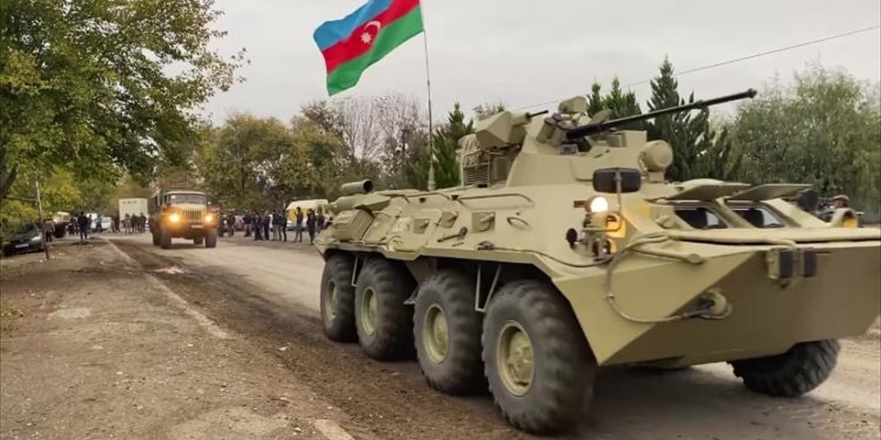 Azerbaycan ordusu 27 yıldır işgal altında bulunan Ağdam'a girdi