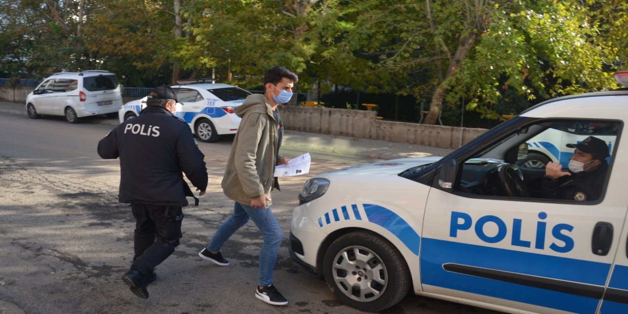 Emniyet ekipleri KPSS'ye geç kalanların imdadına yetişti