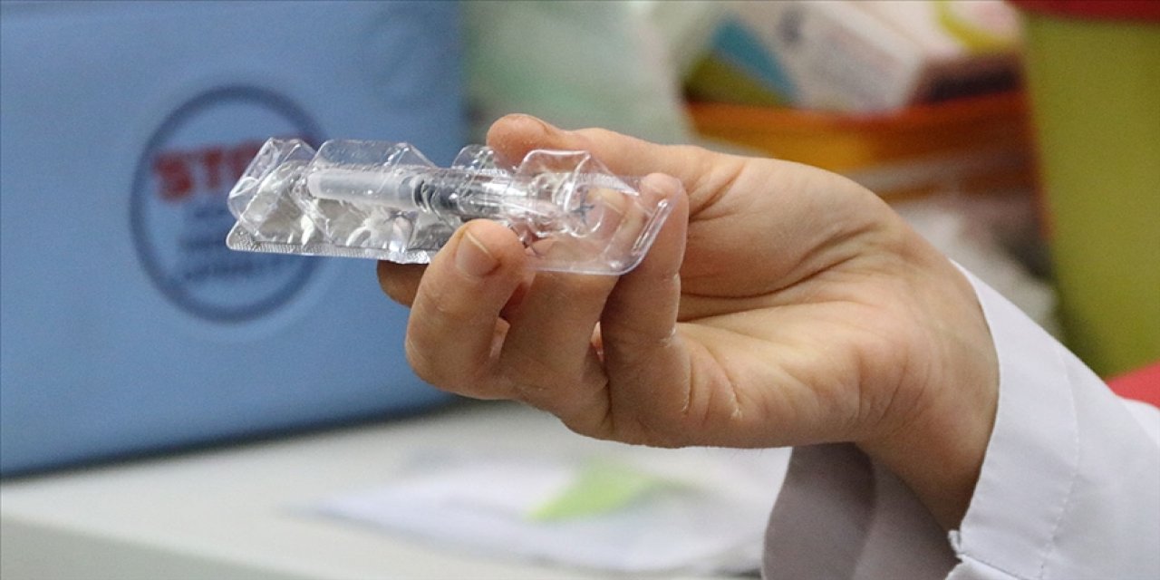 Endonezya, Çin’den Kovid-19 aşısının ilk sevkiyatını teslim aldı