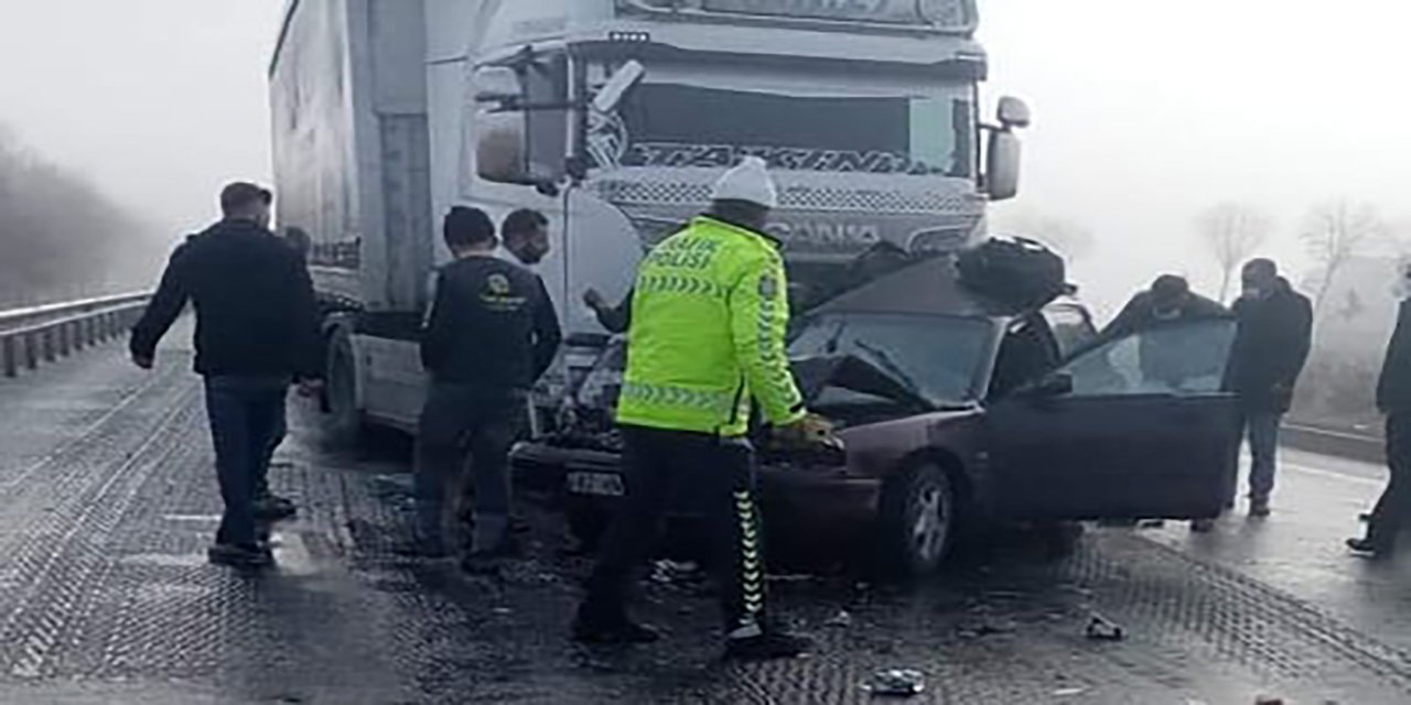 Konya’da sis zincirleme kazaya neden oldu: 3 yaralı